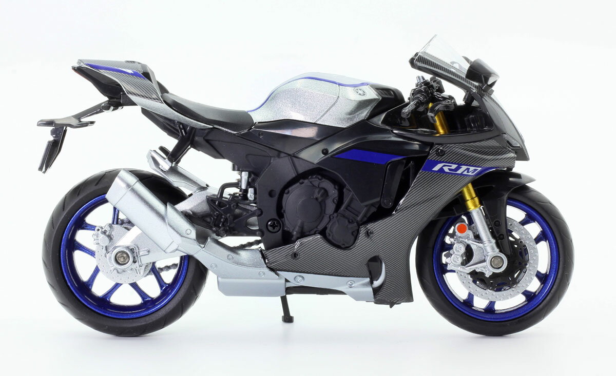 1/12 ダイキャストモーターサイクル 2022 Yamaha YZF-R1M 黒 (塗装済み完成品)