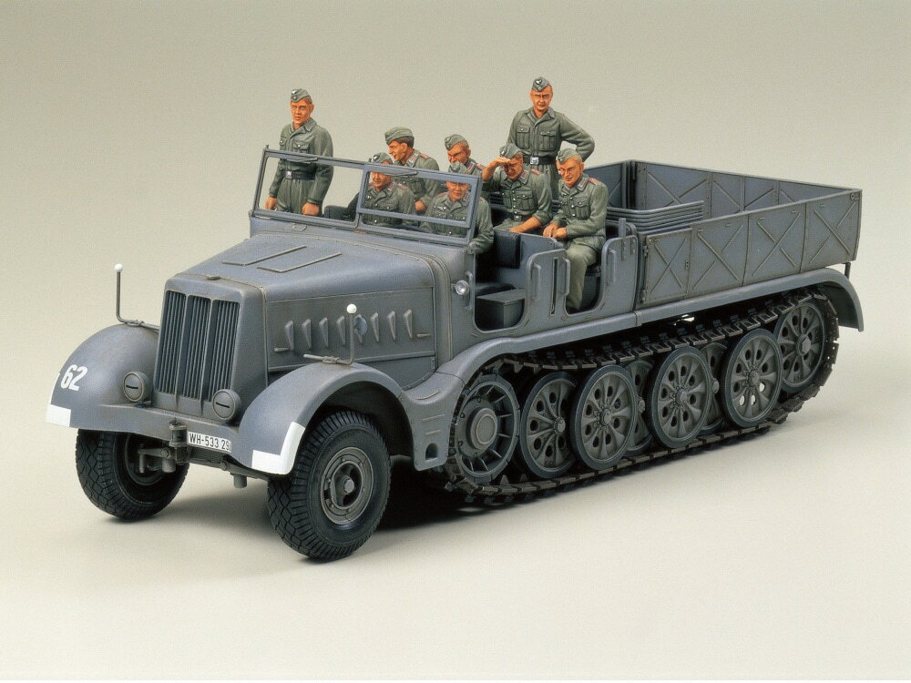 タミヤ ミリタリーミニチュアシリーズ 1/35 ドイツ18トン重ハーフトラック・FAMO（ファモ） 【35239】 (プラモデル)