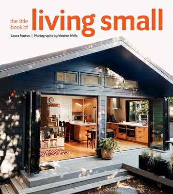 LITTLE BOOK OF LIVING SMALL,THE(H) [ LAURA FENTON ]