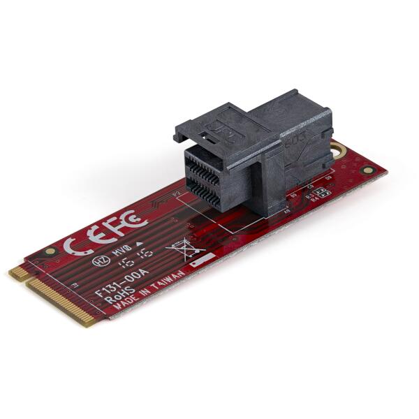 PCI Express U.2 - M.2 アダプタカード。高性能U.2 PCIe-NVMe SSDをデスクトップPCまたはサーバーに取り付け、ドライブをマザーボードのM.2 PCIe x4スロットに接続します。Intel SSD 750シリーズなど、新世代U.2 NVMe SSDとの互換性を実現し、データを大量に扱う用途での読み込み・書き込み速度向上と、作業効率のアップを実現するエンタープライズ級のドライブアダプタです。

【より高速なシステム性能を実現】
このドライブアダプタは、U.2インターフェイスをシステムに追加し、U.2 PCIe-NVMe SSDの優れた速度性能と低遅延（通常のプラッタドライブと比較した場合）を活かしてシステムパフォーマンスを最適化します。

【費用対効果に優れたシステムアップグレード】
このU.2 - M.2 アダプタは、IT専門家、システムインテグレータ、PCヘビーユーザーなど、サーバーやデスクトップPCのアップグレードや構築を行うユーザーに最適です。互換性のためだけにシステムのマザーボードを交換する方法に代わり、新世代U.2 NVMe SSDの優れた性能を活用できる費用対効果に優れたソリューションです。

【手軽な導入】
このU.2 - M.2アダプタは、M.2 PCIe x4ホストインターフェイスを備えたすべてのデスクトップPC／サーバーで使用可能です。OS依存性がなく、ドライバやソフトウエアのインストールは不要です。

StarTech.comでは、本製品に2年間保証と無期限無料技術サポートを提供しています。