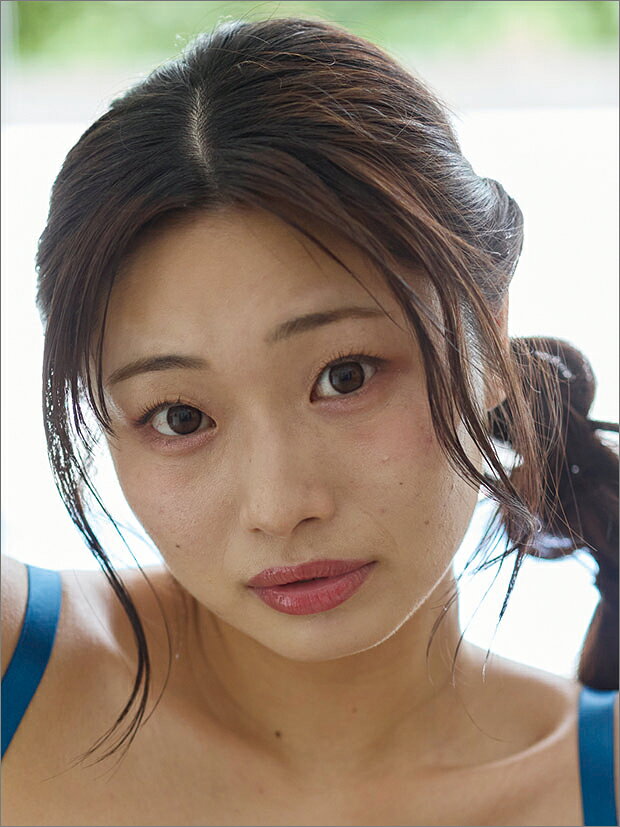 星野琴（2027年1月始まりカレンダー）