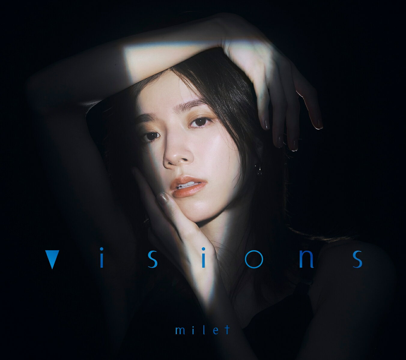 visions (初回限定盤A CD＋Blu-ray)