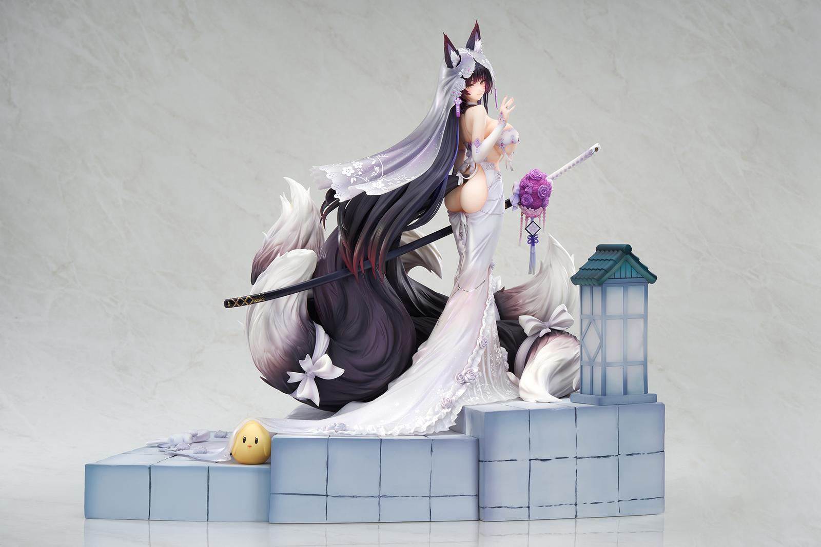 アズールレーン 武蔵 純潔清浄のウィステリアVer. LEDアクリル展示ケース付きスペシャル版