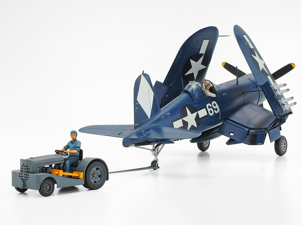 タミヤ 1/48 傑作機シリーズ ヴォート F4U-1D コルセア モトタグ牽引セット 【61085】 (プラモデル)