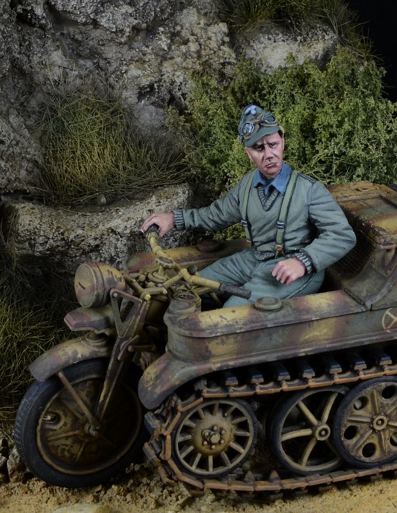1/35 WWII ドイツ 第7SS義勇山岳師団「プリンツ・オイゲン」ケッテンクラート操縦手 1942-45年(タミヤ35377用) 【DD35287】 (プラモデル)