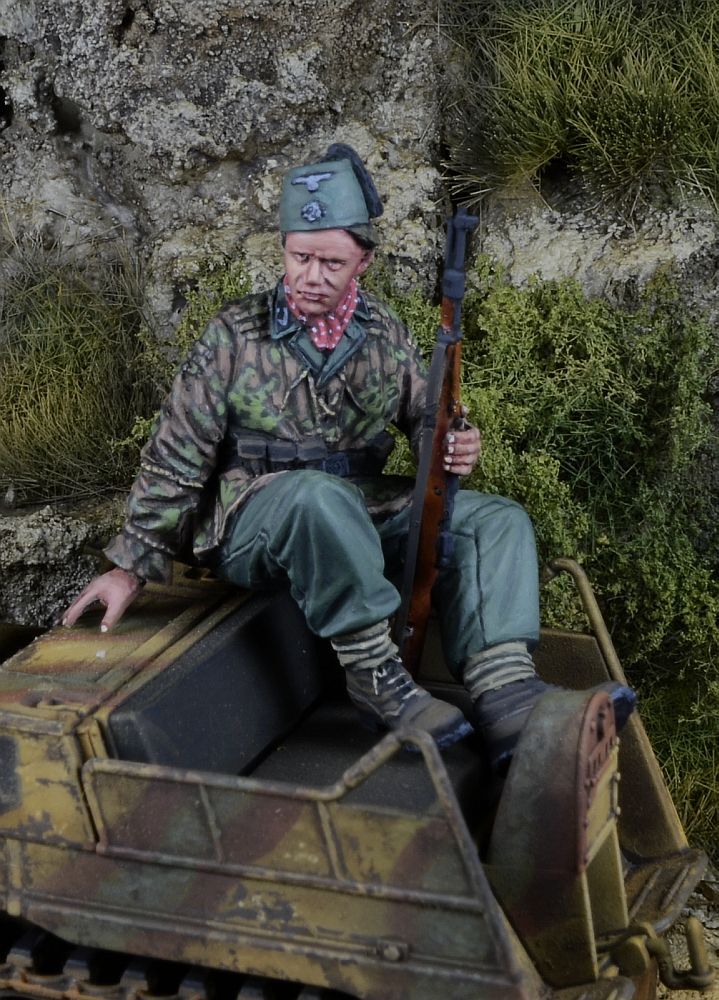 1/35 WWII ドイツ 第13SS武装山岳師団「ハンジャール」ケッテンクラート乗員＃1 1943-45年(タミヤ用) 【DD35288】 (プラモデル)