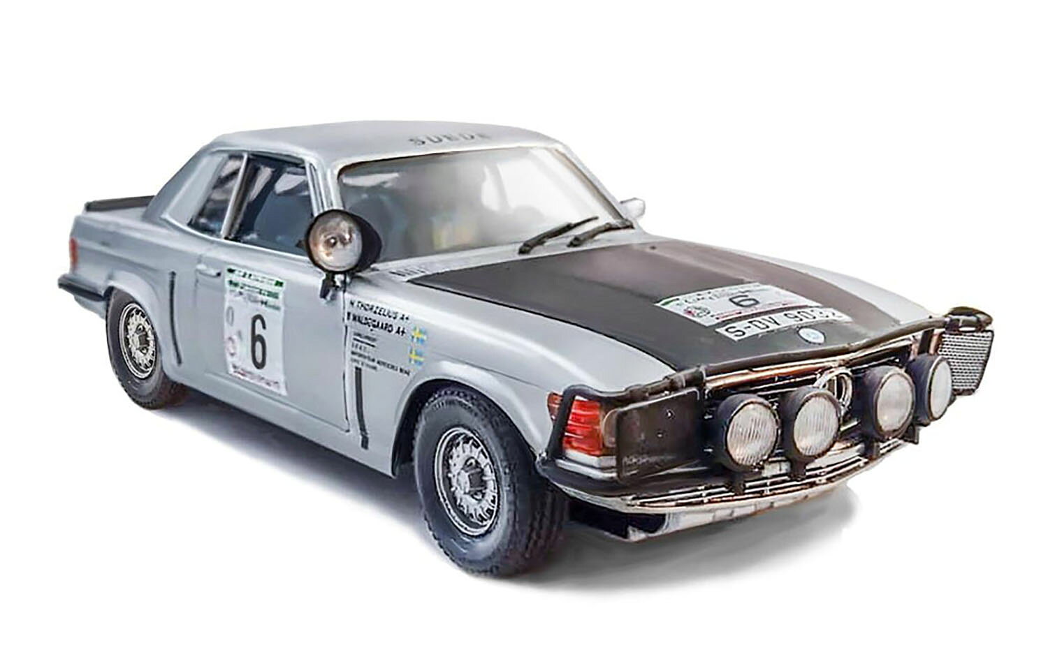 1/24 メルセデス 450 SLC ラリー・バンダマ(コートジボワール) 1979 （日本語説明書付属） 【IT3632】 (プラモデル)