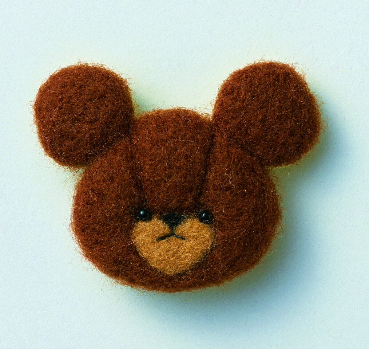 くまのがっこう手芸キット ふわふわ羊毛ブローチ