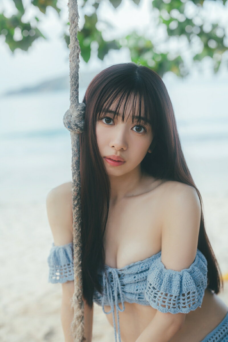 【楽天ブックス限定特典】真山りか（私立恵比寿中学）写真集(限定絵柄生写真) [ 真山りか ] 2