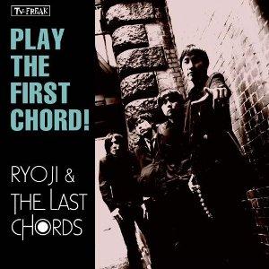 PLAY　THE　FIRST　CHORD！
