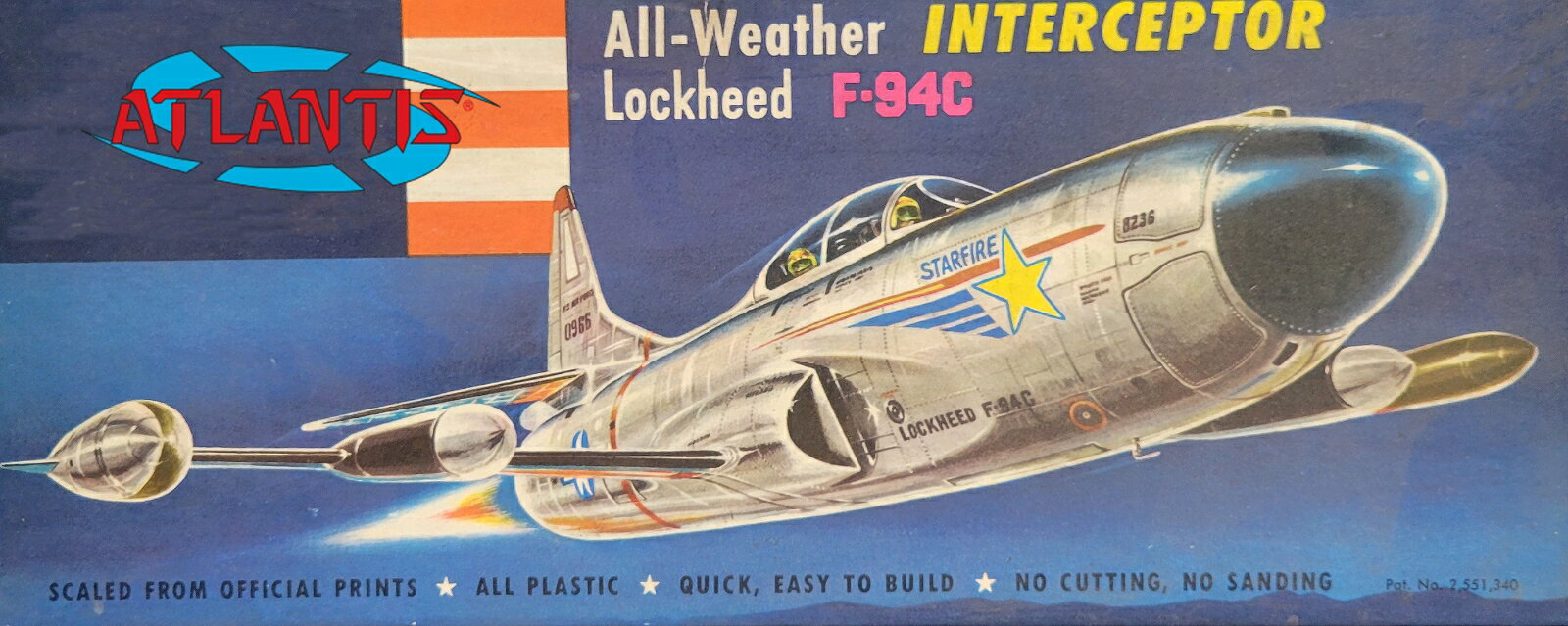●1/56スケールでアメリカ軍のF-94Cを再現
●1953年にレベル社から発売されたキットを再リリースするものです。
●パイロットとオペレーターのフィギュアもセット
●スイベルスタンド付属
●第二次大戦後の第1世代ジェットをクラシックキットで作る
戦後の第1世代ジェット戦闘機として朝鮮戦争などで活躍したアメリカの戦闘機F-94スターファイアを1/56スケールで再現したプラスチックモデル組み立てキットのセットです。
実機について
ロッキード社が戦後開発した第一世代に属するジェット戦闘機がF-94スターファイアです。
全天候型の迎撃戦闘機として開発されされました。
1949年7月に初飛行。
1950年から配備が開始されました。
1950年1月にはF-94Bを改良した再設計タイプとしてF-94C他オプが初飛行。
エンジンをより高出力のプラット&ホイットニーJ48に変更したほか主翼を再設計。
射撃管制システムや航法システムも改良が加えられました。
兵装は機首にレドームを囲むように24発のロケット弾FFARを装備するほか主翼中央部分にもロケット弾FFAR24発を装備していました。
朝鮮戦争にも参加し、夜間撃墜を記録したのです。

モデルについて
モデルは1/56スケールでアメリカ空軍のF-94Cを再現したプラスチックモデル組み立てキットのセットです。
第一世代のアメリカのジェット戦闘機を仕上がり全長約240mmで直線翼のスタイルを存在感たっぷりに再現。
機体形状はもちろんパネルラインなども表現。
このキットは1953年にレベル社から発売されたキットを今回アトランティスが再リリースするものです。
パーツ点数も少ない1950年代の古典キットは組み立ても簡単。
シンプルな作りで手軽にビンテージキットの味わいを楽しんでいただけます。
タンデム2座席のコクピットにはパイロットとオペレーターのフィギュア付き。
飛行機モデルファンにはもちろん、古典キットファンにも見逃せない1品です。
完成後の展示が楽しいスイベルスタンドも付属しています。

・ホビー系商品についての諸注意
メーカー都合により発売の大幅な延期が発生する可能性がございます。
予約商品についてはメーカーから順次入荷次第の発送となります。メーカー公表の発売日とは異なる場合がございますのでご了承ください。【対象年齢】：