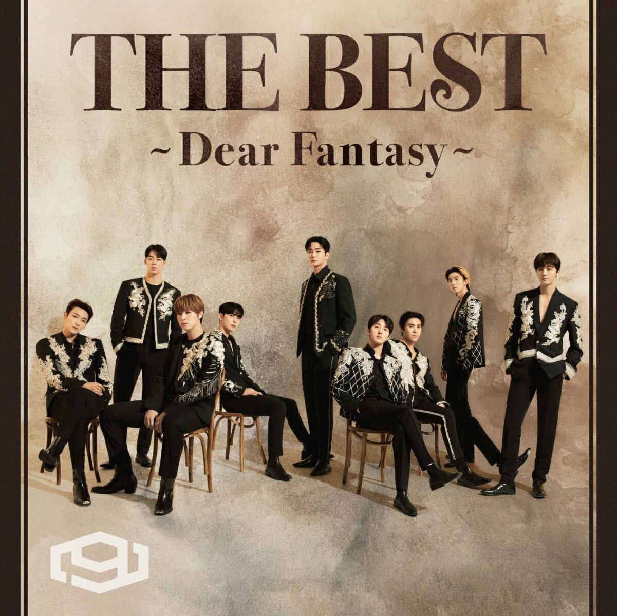 THE BEST 〜Dear Fantasy〜 (初回限定盤A CD+ブックレット)