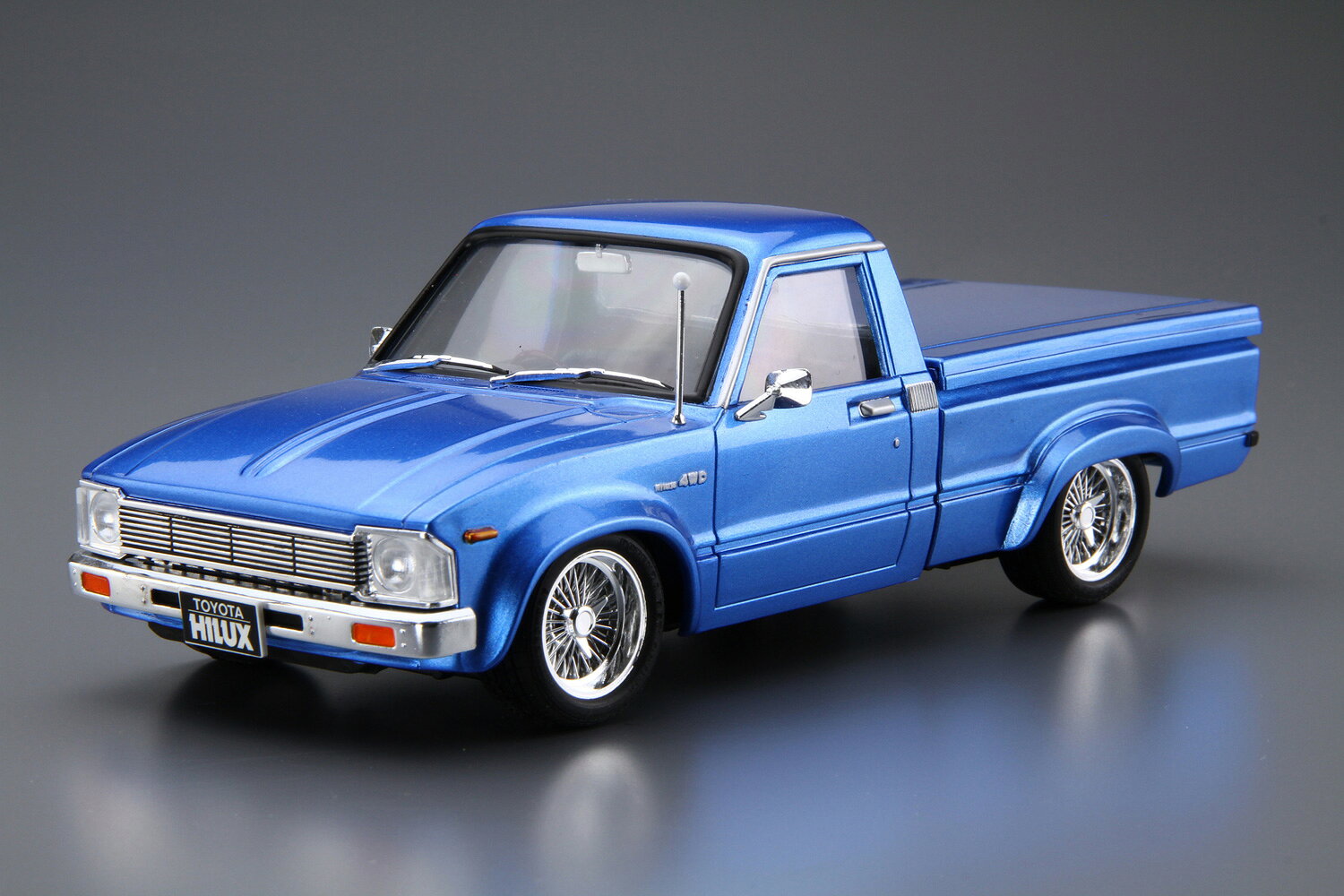 ザ☆チューンドカー 1/24 RN30ハイラックス カスタム '78（トヨタ） 【30】 (プラモデル)