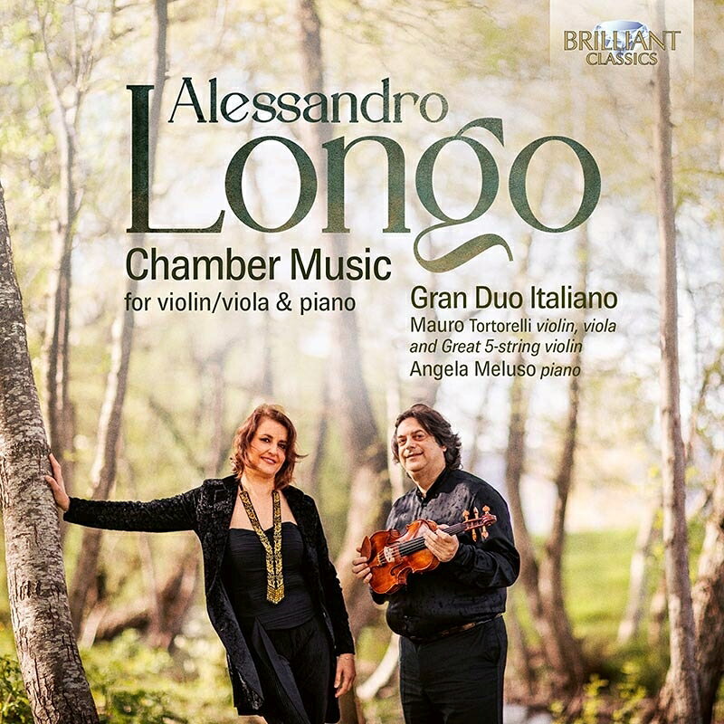 ロンゴ番号で有名な音楽学者によるロマン派的作品集

ロンゴ：ヴァイオリンとピアノのための組曲、他（CD）
グラン・デュオ・イタリアーノ【概要】
◆L番号の人：スカルラッティの膨大なソナタを体系的に校訂し、L番号でよく知られるアレッサンドロ・ロンゴは、ナポリ音楽院で教える音楽学者で、室内楽ピアニストで、ロマン派の抒情を湛えた数々の器楽作品を書いた前衛批判の作曲家でもありました。
【作品】
◆ヴァイオリンとピアノのための組曲 Op.33：1901年出版。ウィーン・フィル伝説のコンサートマスター、アルノルト・ロゼに献呈。
◆ヴァイオリンとピアノのための組曲 Op.22：簡潔ながら洗練された、3つの性格的小品から成る作品。
◆ヴィオラとピアノのための組曲 Op.53：1910-1911年作曲。ヴィオラ特有の深みのある音色を活かした力作。
◆チェロとピアノのための組曲 Op.44：5弦ヴァイオリンとピアノのための編曲。
【演奏者】
◆マウロ・トルトレッリ（ヴァイオリン、ヴィオラ、5弦ヴァイオリン）。
◆アンジェラ・メルーゾ（ピアノ）。
【収録】
◆録音：2025年2月14-16日。
◆場所：イタリア南部、カンパニア州、サレルノ県、ポッラ、ロザリオ・スカレロ音楽研究センター。
【製品仕様】
◆ケース：10mm厚のポリスチレン製（ジュエルケース）。
◆ブックレット：英語、イタリア語。12ページ。による解説などが掲載。
◆ディスク：独オプティマル・メディア（独EDELグループ）が製造。
◆レーベル：Brilliant Classics（独EDELグループ。系列レーベルは、Piano Classics ・Berlin Classics ・Neue Meister 等）
　演奏者情報2011年、イタリアの芸術的・音楽的遺産の研究、再発見、プロモーションが評価され、EUが支援する地中海賞を受賞。
&nbsp;　2012年には、クロアチアのポレツ劇場で開催された第40回ヨーロッパ弦楽指導者協会（ESTA）国際会議でレクチャー・リサイタルを実施。
&nbsp;　続いて2013年には、ドバイのエミレーツ・インターナショナル・フェスティバルでカミッロ・シヴォリの音楽についてのコンファレンス・リサイタルを実施し、日本では愛知県立大学（名古屋市）でパガニーニと同時代の音楽家たちについてのマスタークラス・リサイタルを開催。
&nbsp;　2014年、デュオはベルリン、ドレスデン、バンベルク、ミュンヘンのコンサート・ツアーでドイツ・デビュー。
&nbsp;　2015年には日本ツアーを行い、名古屋、大阪、福岡、鹿児島でリサイタルを実施。
&nbsp;　2016年、ルーマニア、マルタ、イタリア各地の音楽祭に出演し、2017年にはカーネギーホールとタタールスタンにデビュー。以後も世界的に活動中。
　トラックリスト（収録作品と演奏者）CD [48'13]アレッサンドロ・ロンゴ（1864-1945）
◆ヴァイオリンとピアノのための組曲 Op.33
【1】 第1曲 前奏曲。モデラート [6’23]
【2】 第2曲 間奏曲。アンダンテ・モッソ [6’30]
【3】 第3曲 フィナーレ。アレグロ [6’06]
◆ヴァイオリンとピアノのための組曲 Op.22
【4】 第1曲 ベルスーズ（子守歌） [3’08]
【5】 第2曲 カンツォネッタ。アレグレット [3’29]
【6】 第3曲 ガヴォットのテンポで [3’46]
◆ヴィオラとピアノのための組曲 Op.53
【7】 第1曲 前
Powered by HMV
