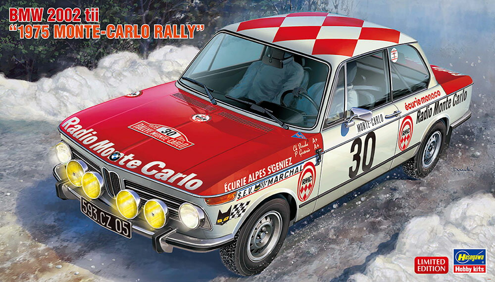 1975年 モンテカルロ ラリー総合10位Car No.30のBMW 2002tiiを再現！

ボディのパーツカラーはホワイト。

ボディを1周するモール 、フロントグリル、バンパー、ミラー鏡面、ドアノブ、給油口はメッキパーツです。

エンブレムや形式番号などのメタルインレットが付属します。

デカール（マーキング）
・1975年 モンテカルロ ラリー出場車（総合10位） Car No.30

・ホビー系商品についての諸注意
メーカー都合により発売の大幅な延期が発生する可能性がございます。
予約商品についてはメーカーから順次入荷次第の発送となります。メーカー公表の発売日とは異なる場合がございますのでご了承ください。【対象年齢】：【商品サイズ (cm)】(幅×奥行）：6.9×17.75