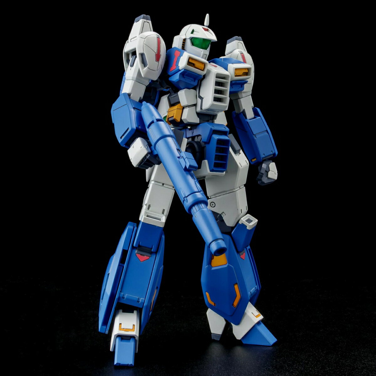 ロボットSTG「フォーメーションZ」の自機、イクスペルをプラスチックキット化!

1984年にアーケードゲームが、1985年に家庭用ハード移植版がリリースされた横スクロールシューティングゲーム「フォーメーションZ」。
その自機である形態可変戦闘メカ「イクスペル」がメカニックデザイナー海老川兼武氏によるデザインリファインを経て、GM²I（ジーエムアイ）ブランド第1弾としてプラスチックキット化！
海老川兼武氏のデザインリファインにより、地上形態（ロボット）、空中形態（戦闘機）の両方でスマートかつシャープな造形美を実現！
パーツ差し替えによって地上形態と空中形態を再現可能。
※GM²I （ジーエムアイ）は、往年の名作ゲームに登場したメカをプラスチックキット化するブランドです。
デザインのリファインは海老川兼武氏（代表作：「機動戦士ガンダム00」、「フルメタル・パニック!」シリーズ）、柳瀬敬之氏（代表作：「劇場版 マジンガーZ INFINITY」、NintendoSwitch「XenobladeX Definitive Edition」）が担当。
また、プロデューサーとして寺田貴信氏（代表作：「スーパーロボット大戦」シリーズ）が参加しています。

完成時セット内容:イクスペル（地上形態）本体、左手首パーツA、105mmビームキャノン、105mmビームキャノン用右手首、空中形態用差し替えパーツ、シール

※イクスペル空中形態（戦闘機）から地上形態（ロボット）へはパーツ差し替え変形です。
一部の写真はパーツを取り外して撮影しています。
※画像はイメージです。
実際の商品とは異なる場合がございます。

【付属品】
イクスペル（地上形態）本体、左手首パーツA、105mmビームキャノン、105mmビームキャノン用右手首、空中形態用差し替えパーツ、シール

(C) CITY CONNECTION CO., LTD.

・ホビー系商品についての諸注意
メーカー都合により発売の大幅な延期が発生する可能性がございます。
予約商品についてはメーカーから順次入荷次第の発送となります。メーカー公表の発売日とは異なる場合がございますのでご了承ください。【対象年齢】：【商品サイズ (cm)】(高さ）：15