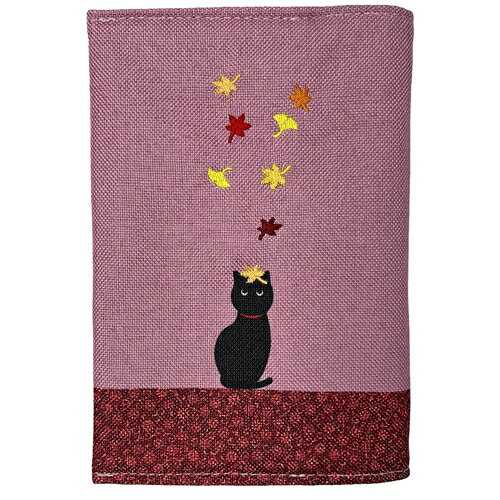 ほのぼの和柄読書雑貨　猫と紅葉　ブックカバー （オフィス文具・雑貨）のサムネイル