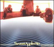 【輸入盤】Between The Lines [ Sweet Apple Pie ]