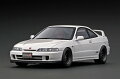 Honda インテグラ(DC2) TYPE Rを 1/18スケールレジンモデルで再現。
ボディカラー：パールホワイト。
RSワタナベ16インチホイール(ガンメタリック）にローダウン、純正フロントリップ(ブラック）、サイドステップ、リヤスポイラー、大径マフラー、純正レカロシート（レッド）、純正ステアリングを装着。

※画像は試作品です。

※メーカー都合により大幅な発売延期や発売中止が発生する場合がございます。予めご了承ください。【対象年齢】：