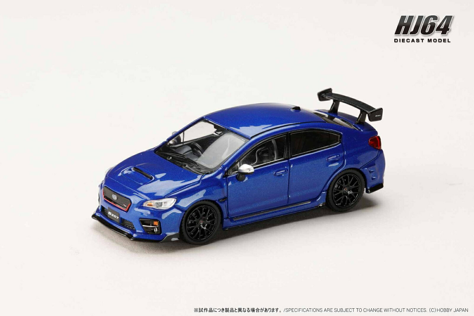 ホビージャパンの1/64ダイキャストシリーズ"HJ64"から"スバル S207 NBR チャレンジ パッケージ"のご案内です。
2026年はSUBARUの水平対向エンジンの誕生から60周年を迎える記念イヤーです。(HJ調べ）
製品にはコレクションに最適な透明ケース、台座とエンジンディスプレイモデルが付属します。

■素材：ダイキャスト(亜鉛合金） / ABS /
■ライセンス申請中。 

※写真はプロトタイプです。実際の製品とは異なります。 
※仕様は予告なく変更になる場合がございます。　
※メーカー都合により大幅な発売延期や発売中止が発生する場合がございます。予めご了承ください。

・ホビー系商品についての諸注意
メーカー都合により発売の大幅な延期が発生する可能性がございます。
予約商品についてはメーカーから順次入荷次第の発送となります。メーカー公表の発売日とは異なる場合がございますのでご了承ください。【対象年齢】：