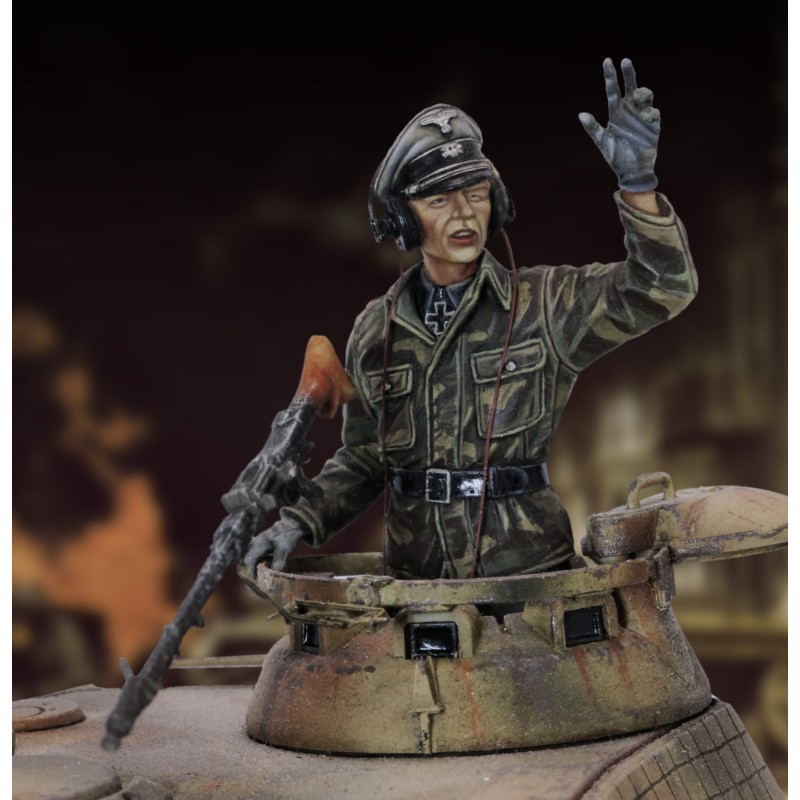 ロイヤルモデル 1/35 WWII ドイツ 左手を挙げる戦車指揮官 【RM1123】 (プラモデル)