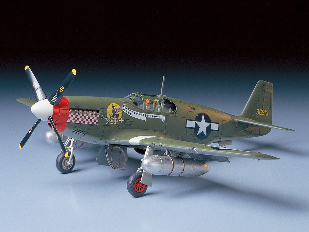 タミヤ 1/48 傑作機シリーズ　ノースアメリカン P-51B マスタング 【61042】 (プラモデル)