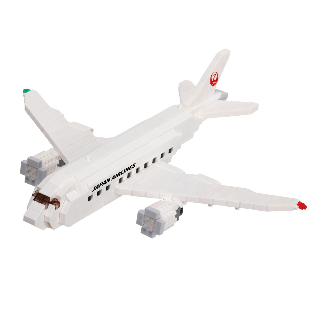 快適な空の旅を提供するJALオフィシャルモデルの旅客機が登場！！■出し入れ可能なランディングギアと、可動する主翼の後縁フラップにより、飛行状態と着陸状態の両方が楽しめます。■機体貼付用のJALオフィシャルロゴシール付き。■同時発売の「NBM-043 客船 飛鳥2」や「NBM-045 エトワール凱旋門」、その他様々な情景シリーズ商品と一緒に飾ることで、まるで旅をしているような気分を楽しめます。■難易度：3　ピース数：580【対象年齢】：12歳以上【商品サイズ (cm)】(幅×高さ×奥行）：20×10×19