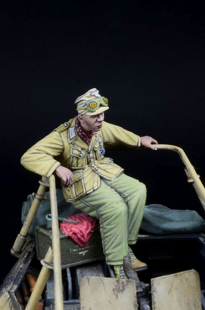 1/35 WWII ドイツ グライフに座るアフリカ軍団兵士(タコム用) 【DD35280】 (プラモデル)