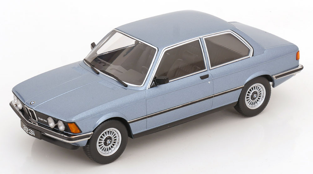 KK Scale 1/18 BMW 323i E21 1978 ライトブルーメタリック 【KKDC180656】 (ミニカー)