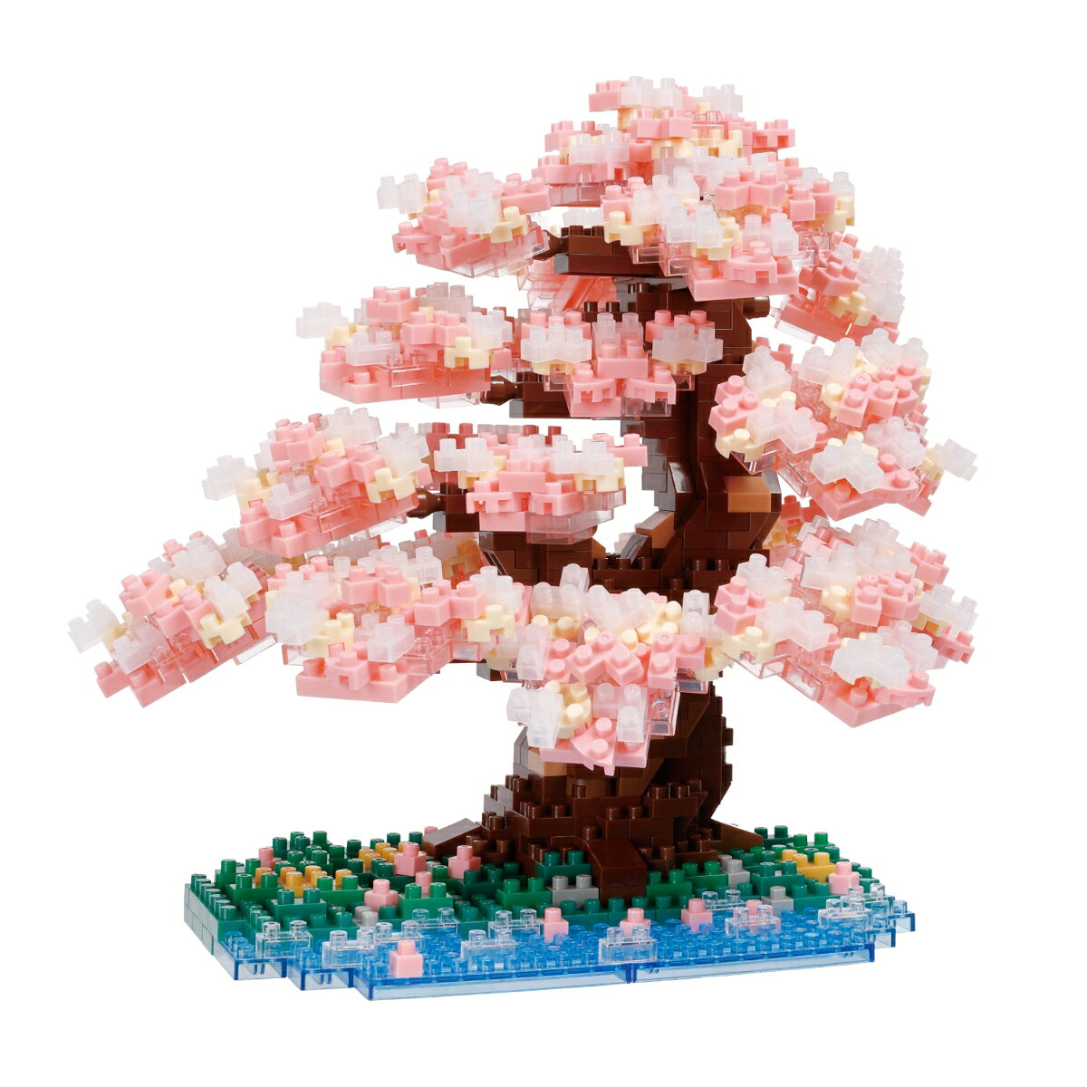 日本で最も有名な桜「ソメイヨシノ」が新登場！！■ソメイヨシノの花言葉は「純潔」「優れた美人」。■川沿いに咲く「ソメイヨシノ」を細やかに再現。■5色のブロックを使い分けることで花の色の濃淡を表現。川面に浮かぶ花びらがソメイヨシノの美しさをより一層引き立てています。■難易度：4　ピース数：990【対象年齢】：12歳以上【商品サイズ (cm)】(幅×高さ×奥行）：15×15×14