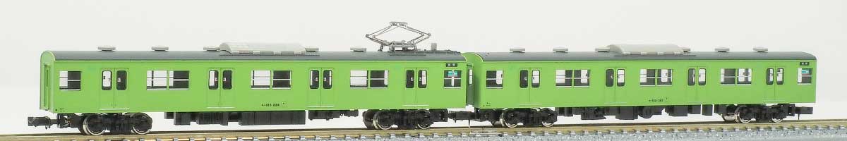 実車について	
103系は、国鉄初の新性能通勤車101系を手本とし、より経済性を重視して設計された汎用通勤型電車です。
1963（昭和38）年から3400両あまりが製造され、東京首都圏や大阪近畿圏を中心に通勤輸送の花形として活躍してきました。
国鉄の分割民営化後はJR北海道とJR四国を除くJR各社に引き継がれ、それぞれ半世紀にわたって活躍してきましたが、いよいよ終焉を迎えています。

商品セット構成
・ボディ（塗装・印刷済み）
・屋根（ダークグレー塗装済み）
・側面ガラス（印刷済み）
・AU75クーラー
・パンタグラフ PS16W
・床板／座席
・台車（黒色）
・床下機器（黒色）
・小物パーツ
・車両マーク
・ステッカー
・組立説明書
商品の特徴	
■関西各地で活躍した103系関西形をお求めやすいセット構成にて製品化
■実車同様に様々な組み合わせで遊ぶことが可能

■車両番号（側面）、所属・定員・エンド、ドアコック表示は付属車両マーク（新規製作）転写式
■側面種別行先表示、優先座席（新・旧）、弱冷車（新・旧）、女性専用車は付属ステッカー（新規製作）からの貼付式
■別売の動力ユニット＜5711＞ と動力台車枠・床下機器セット＜8483＞を取付け可能
■車端部付きロングシートパーツが付属

※本製品に動力ユニットは付属しません。組み立てが必要です。
※商品の仕様は一部実車と異なる場合があります。
JR西日本商品化許諾済
対象年齢	15歳以上

・ホビー系商品についての諸注意
メーカー都合により発売の大幅な延期が発生する可能性がございます。
予約商品についてはメーカーから順次入荷次第の発送となります。メーカー公表の発売日とは異なる場合がございますのでご了承ください。【対象年齢】：