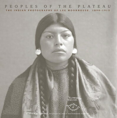 The remarkable photographs in Peoples of the Plateau capture the lives of Pacific Northwest Indians at the turn of the twentieth century--and at a turning point in their own history. This first major examination of photographer Lee Moorhouse and his work is lavishly illustrated with 104 b&w photographs.
