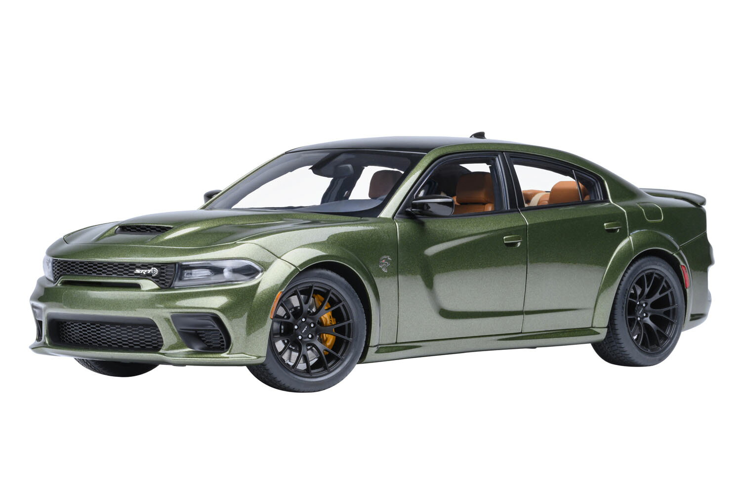 アメリカを代表するマッスルカー『ダッジ チャージャー』のハイパフォーマンスモデルを、迫力あるスタイルはもちろん内装の隅々に至るまでオートアートがリアルに再現。
『SRT ヘルキャット レッドアイ ジェイルブレイク』は、最高出力807hpの6.2リッターV8スーパーチャージャーエンジン搭載の最強モデルを自由にカスタムできる特別な限定グレードです。
そして『スキャットパック ワイドボディ』は、伝統の「392」と呼ばれる6.4リッター（392立方インチ）のV8自然吸気HEMIエンジンを搭載し、大排気量NAエンジンの気持ち良さを極めた人気モデルです。
それぞれの最大の特徴であるエンジンルーム内を忠実に作り分け、カラフルな全9種類のバリエーションをモデル化しました。

※画像は全てサンプルのため製品版とは異なる場合がございます。
※メーカー都合により大幅な発売延期や発売中止が発生する場合がございます。
予めご了承ください。

・ホビー系商品についての諸注意
メーカー都合により発売の大幅な延期が発生する可能性がございます。
予約商品についてはメーカーから順次入荷次第の発送となります。メーカー公表の発売日とは異なる場合がございますのでご了承ください。【対象年齢】：