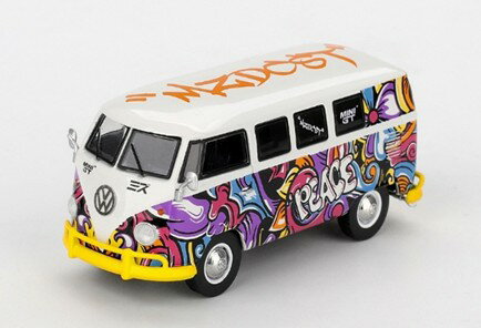 1/64スケールで新旧スポーツカーやレーシングカーを精密にモデル化しているMINI GTの新作として、インドネシアのモデルカーカスタマイザーである「ミズ ダイキャスト」デザインのアイテムが登場します。
今回題材となったのは「フォルクスワーゲン T1」です。
フロントウインドウ、V字ライン、2トーンカラーが特徴で、そのレトロなデザインから今もなお多くの人から愛されています。

パッケージサイズ:ブリスタータイプ: 約 W140 x D195 x H50 (mm) 
素材:ダイキャスト

末尾に「BL」が付く商品は、ブリスター仕様となっています。

Prototype Sample-Approval Pending　版権元監修中、写真はサンプルのため実際の商品と異なる場合がございます。

※こちらの商品には「チェイスカー（限定色）」が封入されている場合がございます。商品はランダムにお届けするためカラーはお選びいただけません。
※本案内に記載のパッケージサイズや素材は予告なく変更される場合がございます。予めご了承ください。
※メーカー都合により大幅な発売延期や発売中止が発生する場合がございます。予めご了承ください。

・ホビー系商品についての諸注意
メーカー都合により発売の大幅な延期が発生する可能性がございます。
予約商品についてはメーカーから順次入荷次第の発送となります。メーカー公表の発売日とは異なる場合がございますのでご了承ください。【対象年齢】：