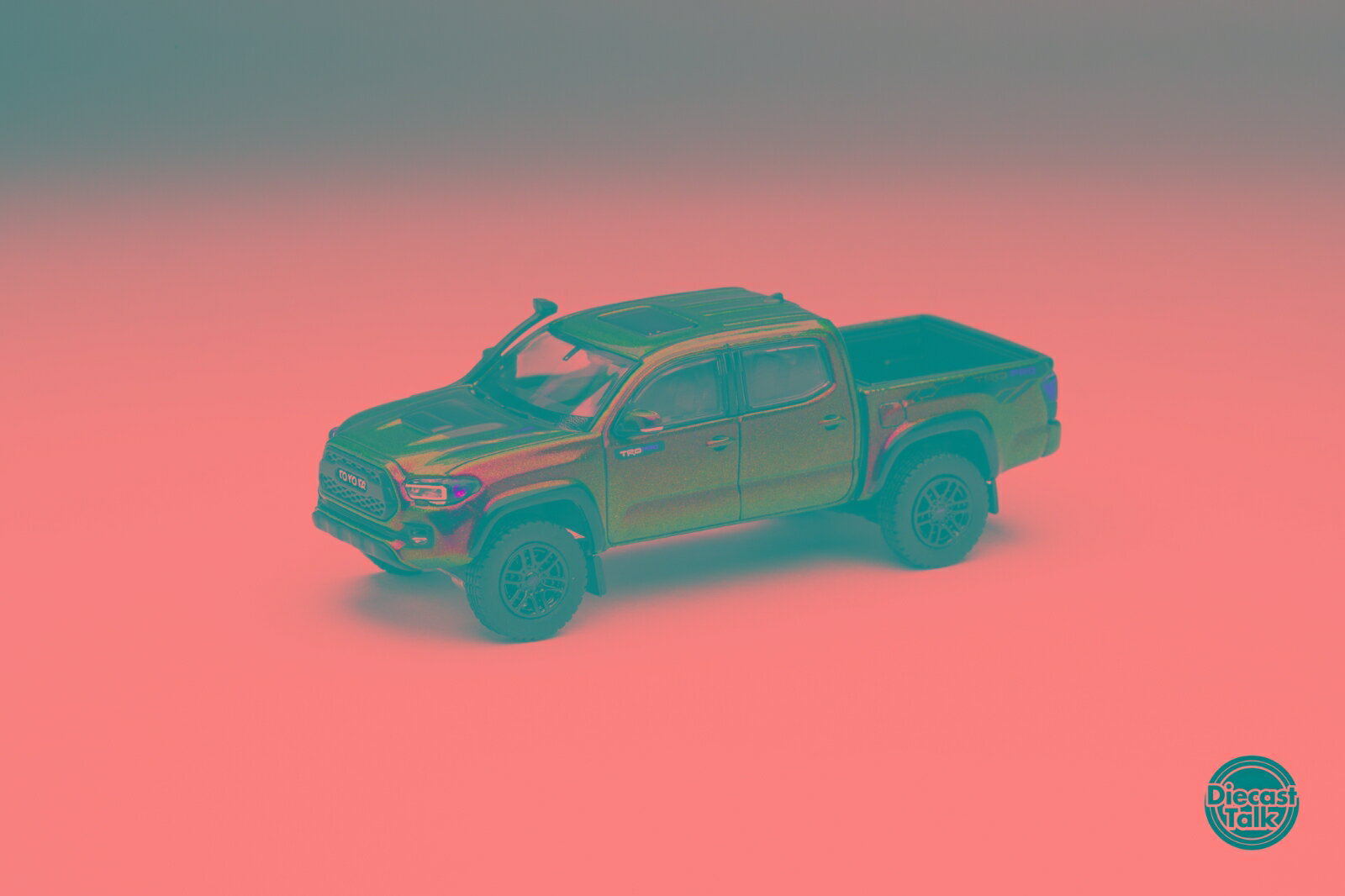 ゲインコーププロダクツ 1/64 Toyota Tacoma TRD PRO Magic Green DiecastTalk特注品 【DTGSPC10】 (ミニカー)