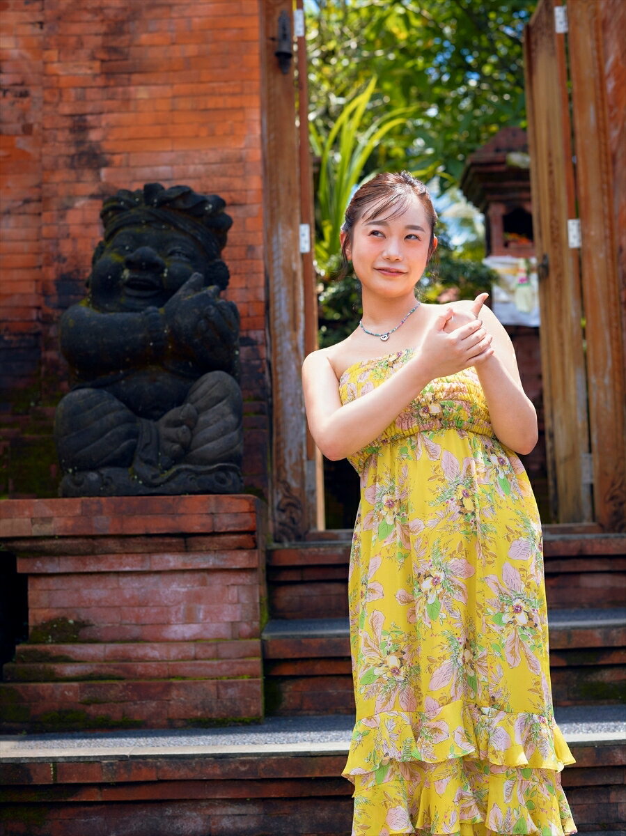 【楽天ブックス限定特典】佐野なぎさ1st写真集(限定絵柄生写真) [ 佐野なぎさ ] 3