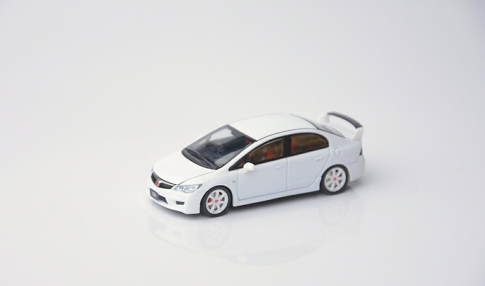Model1 1/64 ホンダ シビック タイプR(FD2) チャンピオンホワイト 【C33322】 (ミニカー)