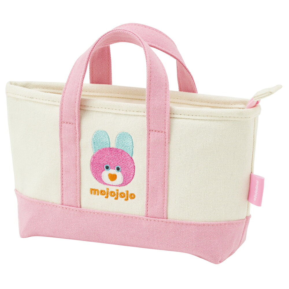 【商品詳細】保温保冷おにぎりランチバッグ！
その名の通り！おにぎりを持ち運ぶのにピッタリなサイズのミニ保冷バッグ！

内側は保冷剤などを入れられるメッシュポケット付き！
開口部はファスナー式。
内側はEVA素材で、お手入れもしやすい！
夏用のコスメポーチとしてもおすすめ！
【商品サイズ(約)】
サイズ：横24×6×縦13cm

【品質表示】
表地：綿100％
裏地：PEVA
メッシュポケット：ポリエステル100％

※防水加工されておりませんので、バッグ内の溜まった水分が染み出てくる場合があります。
※洗濯はお避けください。汚れた場合は水またはぬるま湯で薄めた中性洗剤を柔らかい布に含ませ、汚れをふき取って下さい。
●中国製

※掲載画像はあくまでイメージです。実際の商品とは色、柄等が異なる場合がございます。何卒ご了承ください。【商品サイズ (cm)】(幅×高さ×奥行）：24×13×6