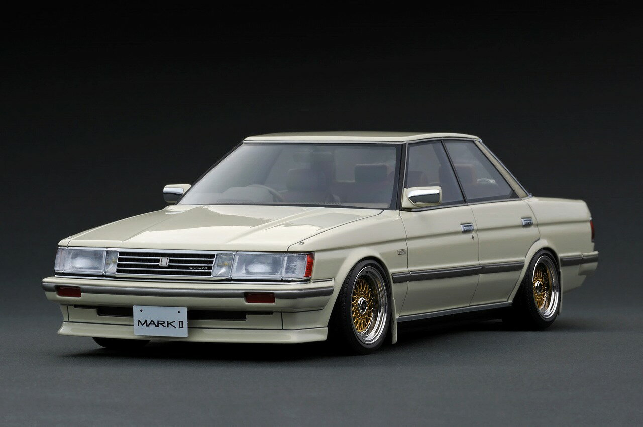 ignition model Toyota MarkII Grande Limited (GX71) Pearl White (1/18 Scale) 【IG3822】 (ミニカー)