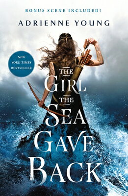 The Girl the Sea Gave Back GIRL THE SEA GAVE BACK （Sky and Sea） [ Adrienne Young ]