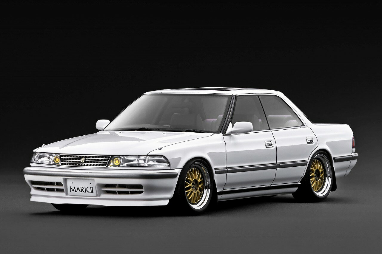ignition model TOYOTA MARKII2.5 Grande LIMITED (JZX81) White(1/18 Scale) 【IG3854】 (ミニカー)