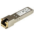 Juniper製EX-SFP-1GE-T互換銅製SFPモジュール。Juniperブランドのスイッチやルーターでの使用を前提に、設計／プログラミング／検証が行われた製品です。銅線ケーブルで最大100mの距離に対応し、10BASEBASE-T/100BASE-TX/1000BASE-T準拠のネットワークで安定した1GbE接続を提供します。

【技術仕様】◆最大データ転送レート：1000Mbps
◆タイプ：銅線
◆接続タイプ：RJ45コネクタ
◆最大転送距離：100m
◆MTBF：4,655,371時間
◆電力消費：1.3W以下
◆デジタル診断モニタリング（DDM）：非対応

ホットスワップに対応し、ネットワークの中断を最小限に留めながら、シームレスなアップグレードと交換が可能な銅製SFPトランシーバです。

【StarTech.comがお届けするSFP製品】
StarTech.com製のSFPおよびSFP+ 光トランシーバには、すべてライフタイム保証と無期限無料技術サポート（多言語に対応）が付いています。StarTech.comでは、安定したネットワーク性能の実現に必要な信頼性と利便性を備えたSFPモジュールとSFPダイレクトアタッチケーブル各種を幅広く提供しています。