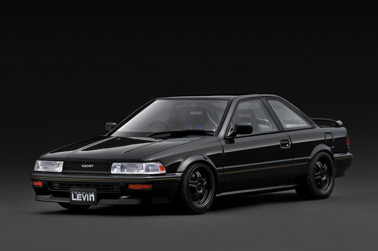 ignition model TOYOTA COROLLA LEVIN GT APEX (AE92) Black(1/18 Scale） 【IG3869】 (ミニカー)