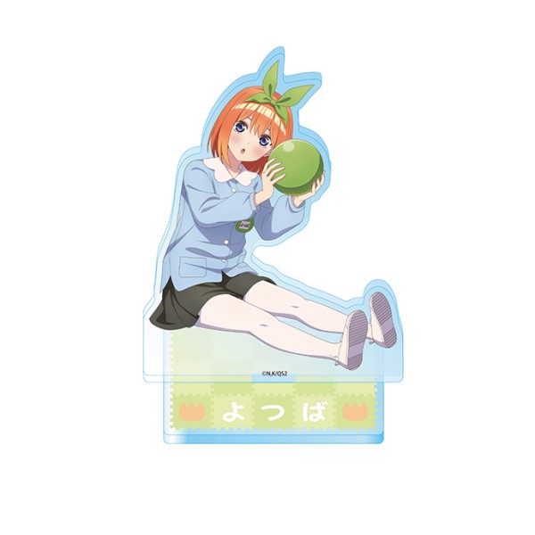 『五等分の花嫁＊』より、幼稚園をテーマにした新規描き下ろしイラスト使用の「アクリルスタンド」が登場！飾り映えのする大き目サイズです！
&copy;春場ねぎ・講談社／「五等分の花嫁＊」製作委員会