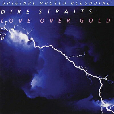 82年4TH『LOVE OVER GOLD』がMOBILE FIDELITYからハイブリッドSACD仕様で登場!!

1982年にリリースされた4枚目のアルバム『LOVE OVER GOLD』。バンドの数有る名作の中でも全英アルバム・チャート1位を記録するなど、特に高い人気を誇っているこの作品は、オルガン/シンセにALAN CLARK、ギターにHAL LINDESの新メンバーを加え、5ピース・バンドへと進化。

14分を超えるドラマティックな大曲"TELEGRAPH ROAD"で幕を開け、ステージでの定番曲となる"PRIVATE INVESTIGATIONS"などストーリー性に溢れる楽曲を並べ、名手MARK KNOPFLERによる流麗なギタープレイは勿論、新たに配されたピアノやキーボードが、より叙情性かつ、バリエーション豊かに演出しています。




■ナンバリング入り限定盤ハイブリッドSACD仕様
■オリジナル・マスター・テープからのリマスタリング

※MOBILE FIDELITY商品はレーベルの特性上、正確な入荷予定時期は完全未定となります。なかには半年以上に渡る延期・遅延の可能性もございますので、予めご了承ください。


（メーカーインフォメーションより）

Disc1
1 : TELEGRAPH ROAD
2 : PRIVATE INVESTIGATIONS
3 : INDUSTRIAL DISEASE
4 : LOVE OVER GOLD
5 : IT NEVER RAINS
Powered by HMV
