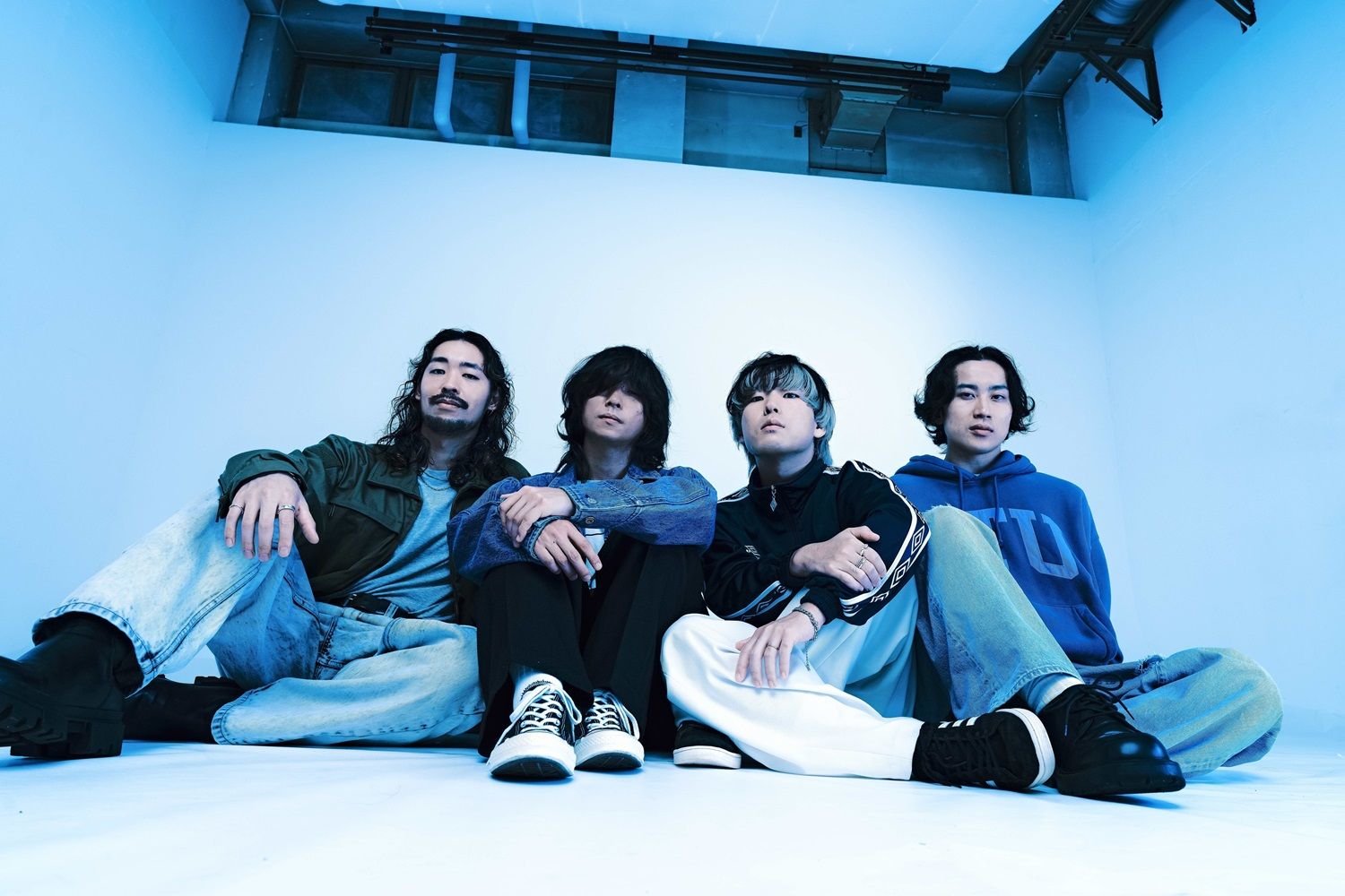 【楽天ブックス限定先着特典】目を閉じても残る赤 (CD Only)(リボンキーホルダー)