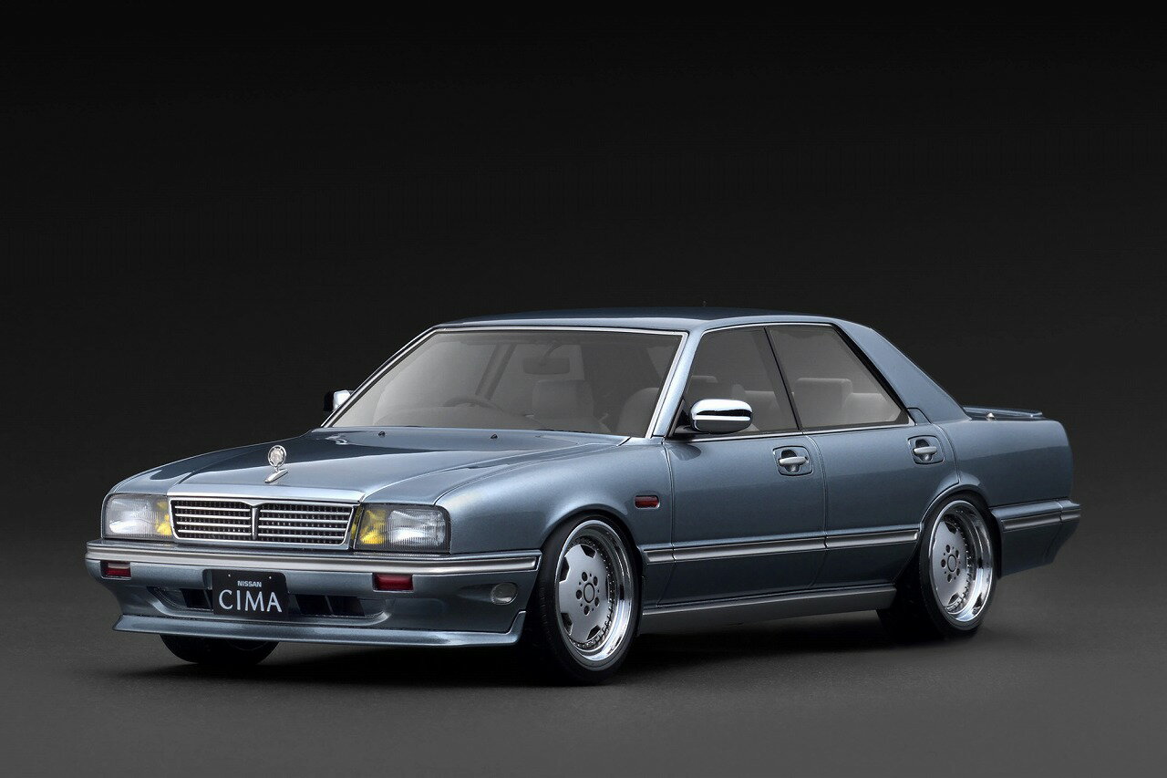 ignition model NISSAN GLORIA CIMA (Y31) Light Blue (1/18 Scale) 【IG3902】 (ミニカー)