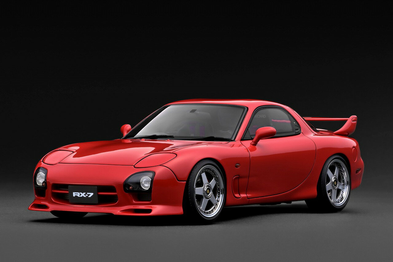 モデルの見所＞＞
「RX-7 Mazda Speed A-spec (FD3S) 」を1/18スケールレジンモデルで再現。
ボディカラー：レッド。
マツダスピードMS 01 17インチホイール(ポリッシュ＆シルバー）にローダウン仕様。
マツダスピード専用フロントバンパー、リヤスポイラー、ブレーキキャリパー(レッド）、大径マフラー、レカロ製バケットシート、4点シートベルト、MOMOタイプステアリングを装着。

※画像は試作品です。
※メーカー都合により大幅な発売延期や発売中止が発生する場合がございます。予めご了承ください。

・ホビー系商品についての諸注意
メーカー都合により発売の大幅な延期が発生する可能性がございます。
予約商品についてはメーカーから順次入荷次第の発送となります。メーカー公表の発売日とは異なる場合がございますのでご了承ください。【対象年齢】：