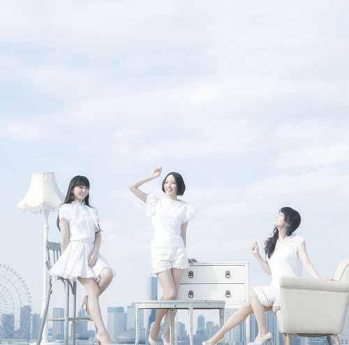 Perfume【kouhaku_perfume_cd】 レーザービーム カスカナカオリ パフューム 発売日：2011年05月18日 予約締切日：2011年05月11日 LASER BEAM/KASUKA NA KAORI JAN：4988008059649 TKCAー73655 (株)徳間ジャパンコミュニケーションズ クラウン徳間ミュージック販売(株) [Disc1] 『レーザービーム/微かなカオリ』／CD アーティスト：Perfume 曲目タイトル： &nbsp;1. レーザービーム [3:31] &nbsp;2. 微かなカオリ [4:49] &nbsp;3. レーザービーム ーOriginal Instrumentalー [3:32] &nbsp;4. 微かなカオリ ーOriginal Instrumentalー [4:48] CD JーPOP ポップス