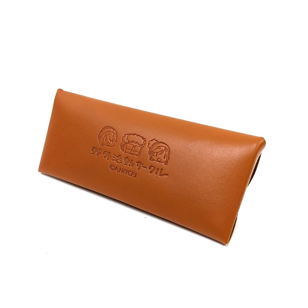 ゆるキャン△ レザーマルチケース（なでしこ・千明・あおい）